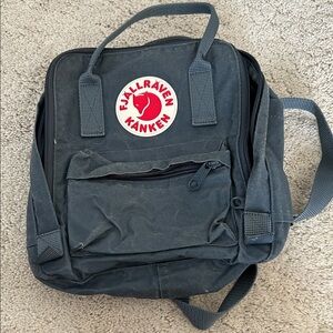 Fjallraven Kånken Bluish Gray Mini Backpack
